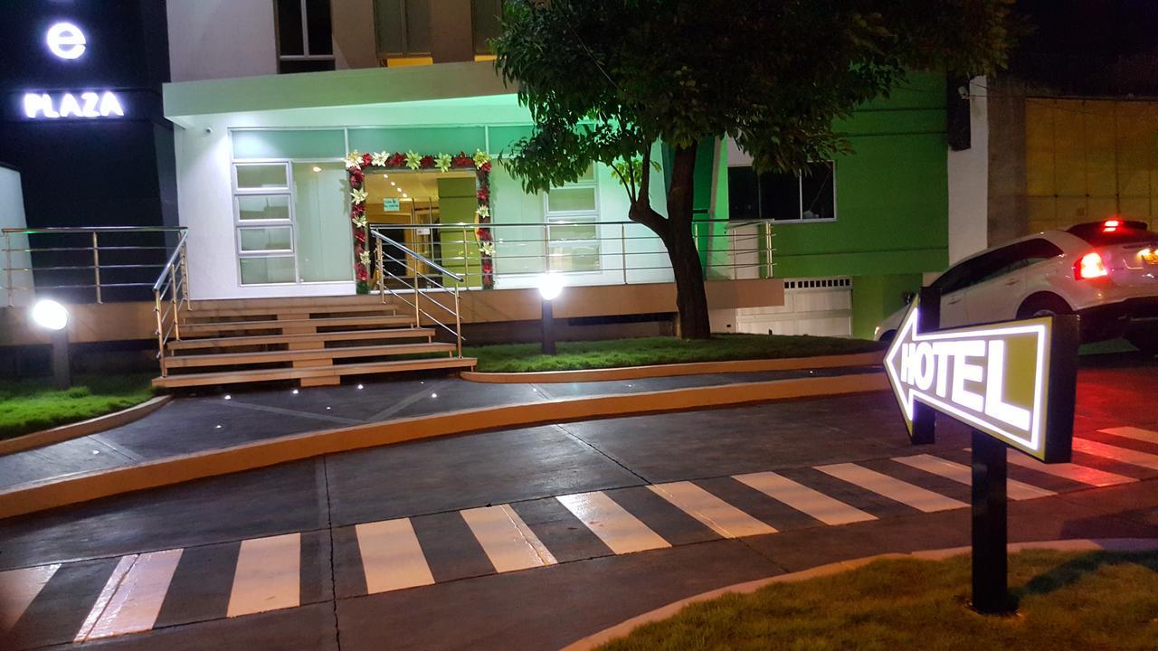 Hotel 56 Avenue Plaza Barranquilla  Bagian luar foto