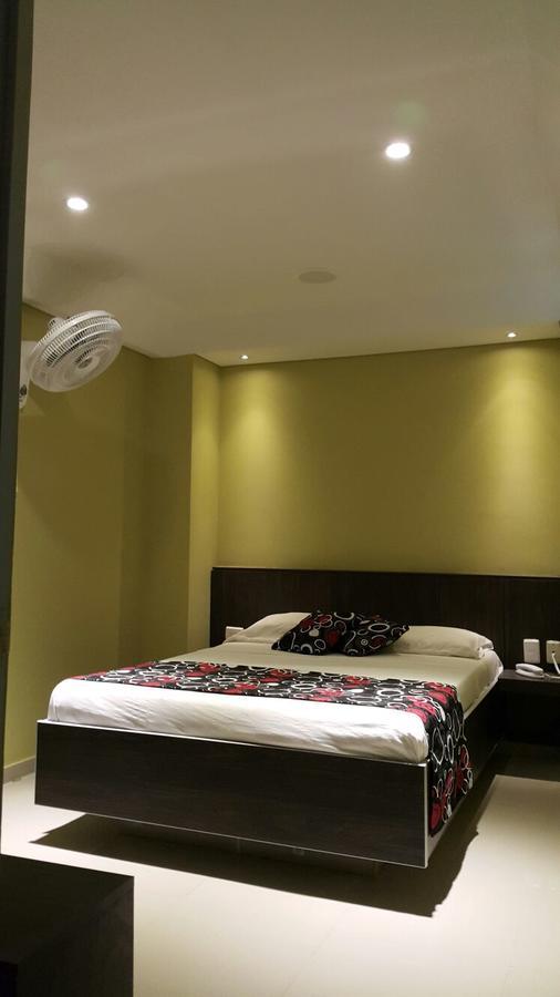 Hotel 56 Avenue Plaza Barranquilla  Bagian luar foto